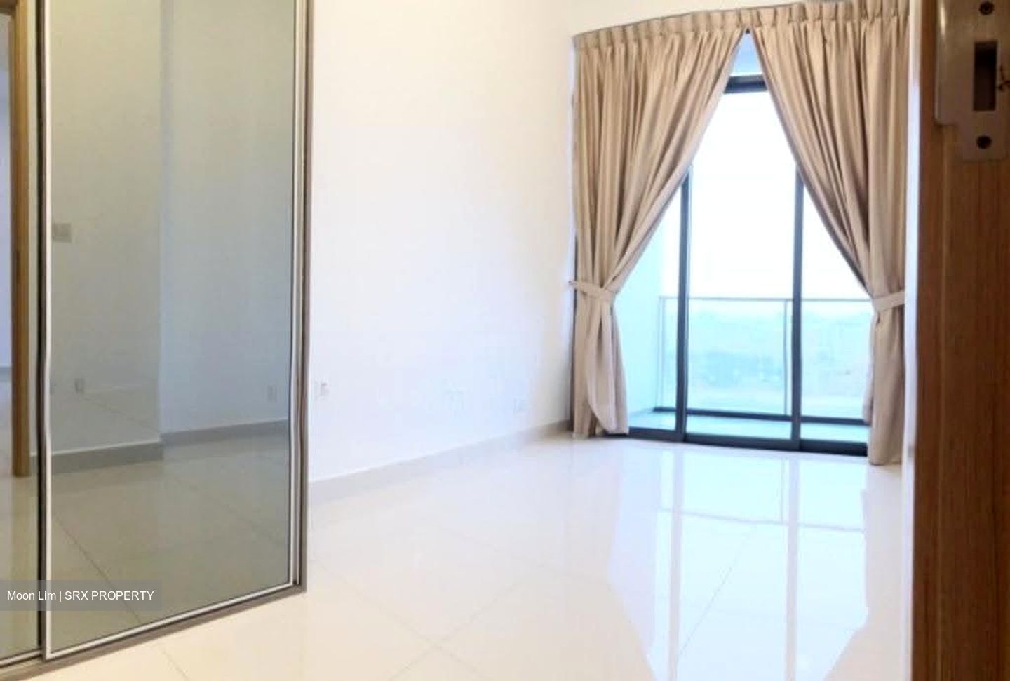 Midtown Residences (D19), Apartment #637718161
